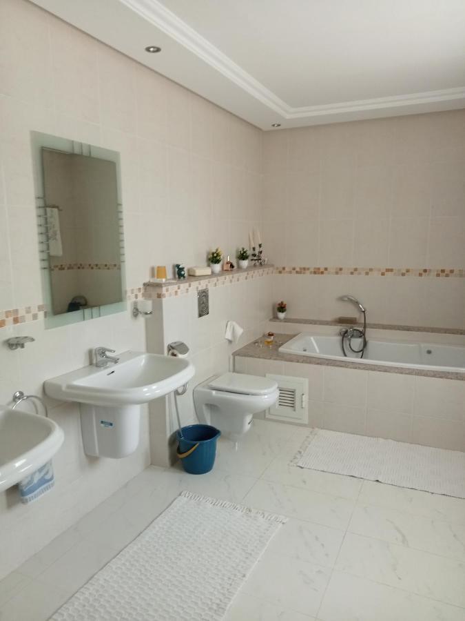 ケルアン Chez Mme Jaouida Bed & Breakfast エクステリア 写真