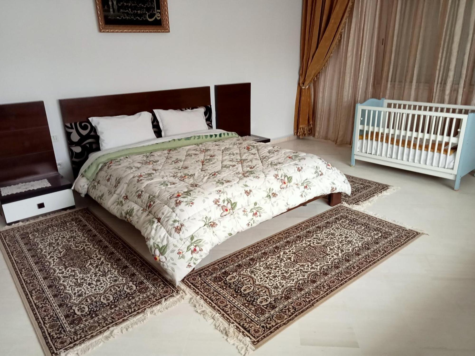 ケルアン Chez Mme Jaouida Bed & Breakfast エクステリア 写真